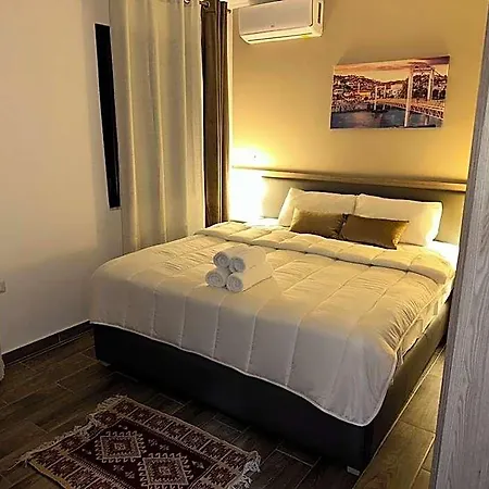 G&k Garden 5* Berat